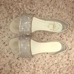 Sandal sparkly flats